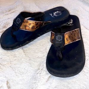 Girls yellowbox sandals